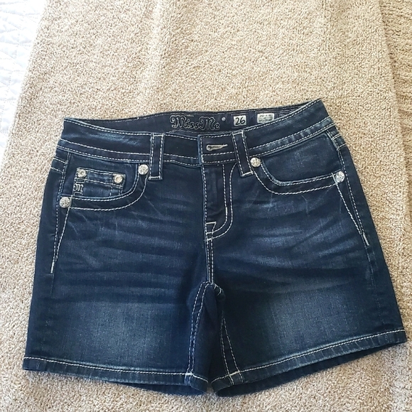 Miss Me Shorts - Picture 3 of 4